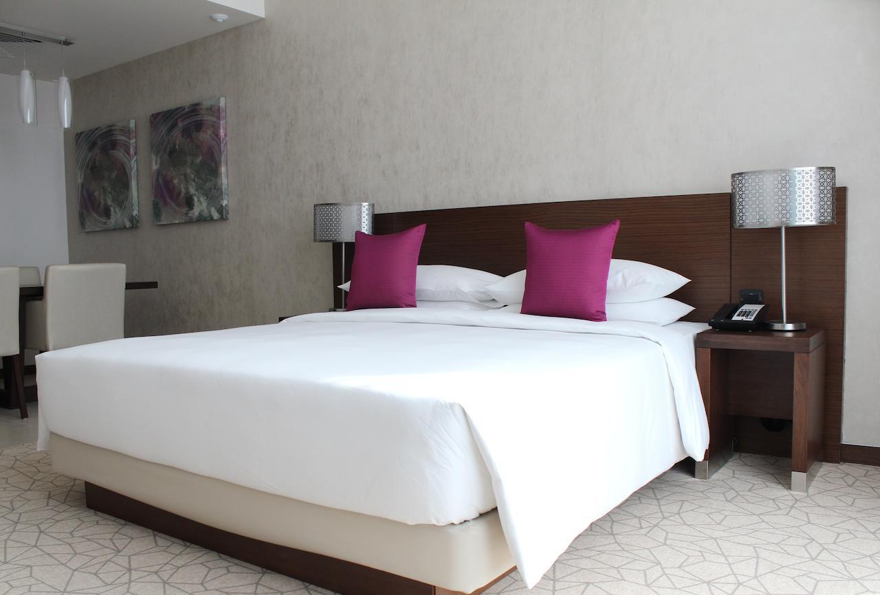 Hyatt Place Dubai Al Rigga Residences Δωμάτιο φωτογραφία